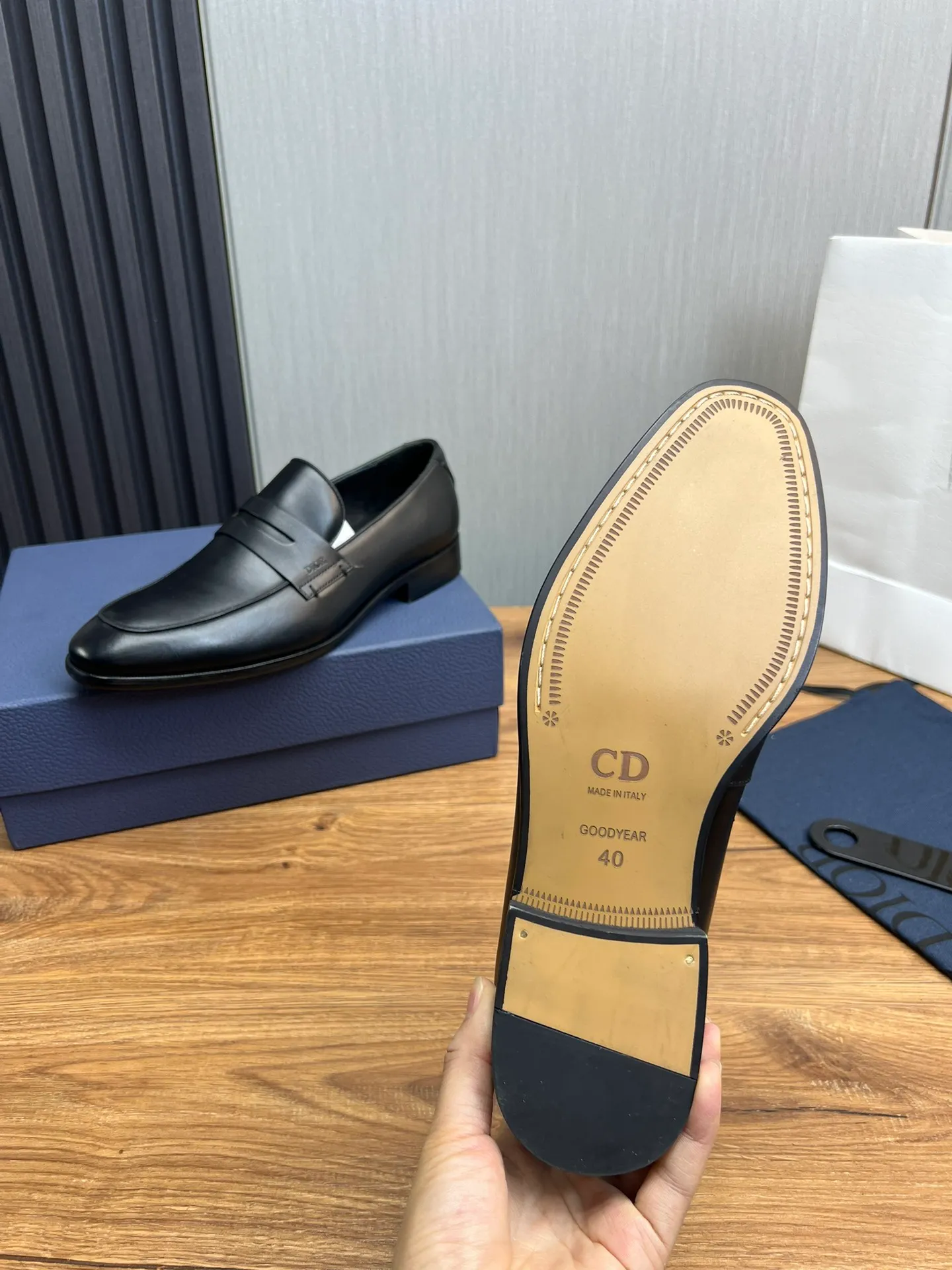 Men's men's shoes 💰540💰 Dior men's business casual leather shoes 👞all made of imported original brand leather, just to create a more comfortable wearing experience, upper: original cowhide ➕ imported cowhide lining, original non-slip and wear-resistant rubber outsole ✔️36-45 (45 non-returnable)